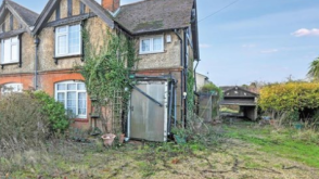 House & Plot in COLCHESTER photo